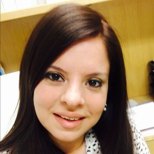 Meet your Posher, Ana